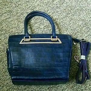 Medium  Nevy Blue Bag 🎒 💙 👌 😍